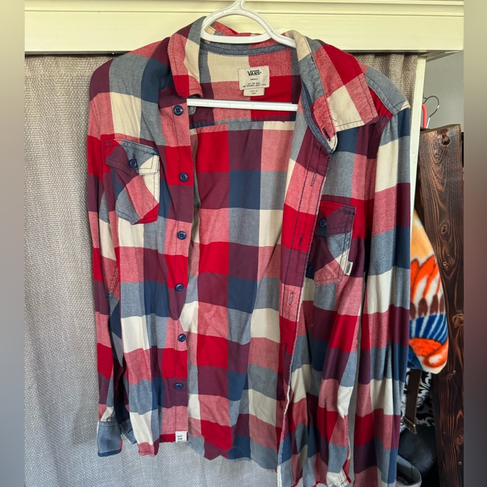 Vans — Plaid Long Sleeve — Flannel